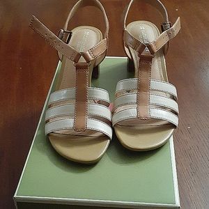 Naturalizer Ivory and Taupe Shoes, size 7 1/2.  Brand New, never worn.